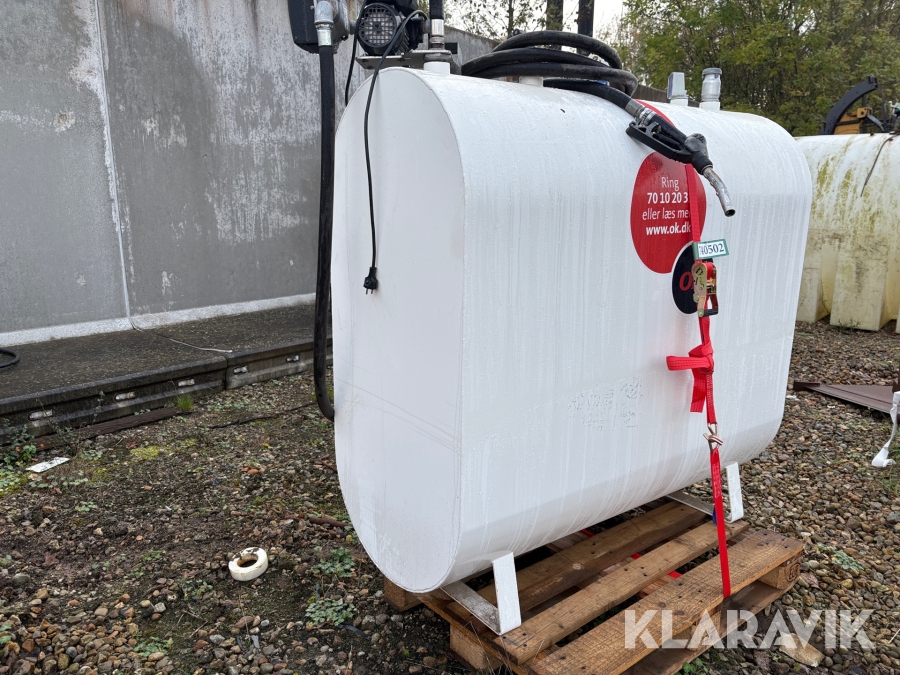 Diesel tank KN smede Og Beholder Fabrik 1200 liter