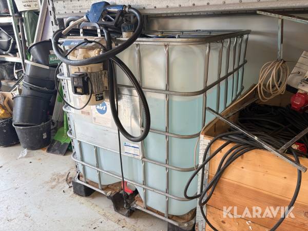 AdBlue-tank IBC - 1000 L med elektrisk pumpe