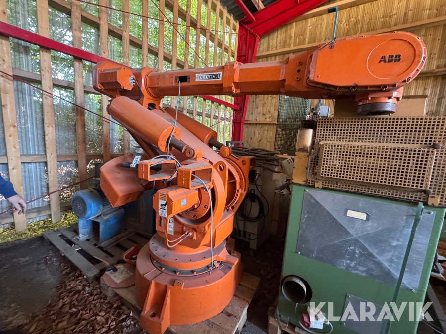 Robot ABB IRB6400 M97 med styreskab