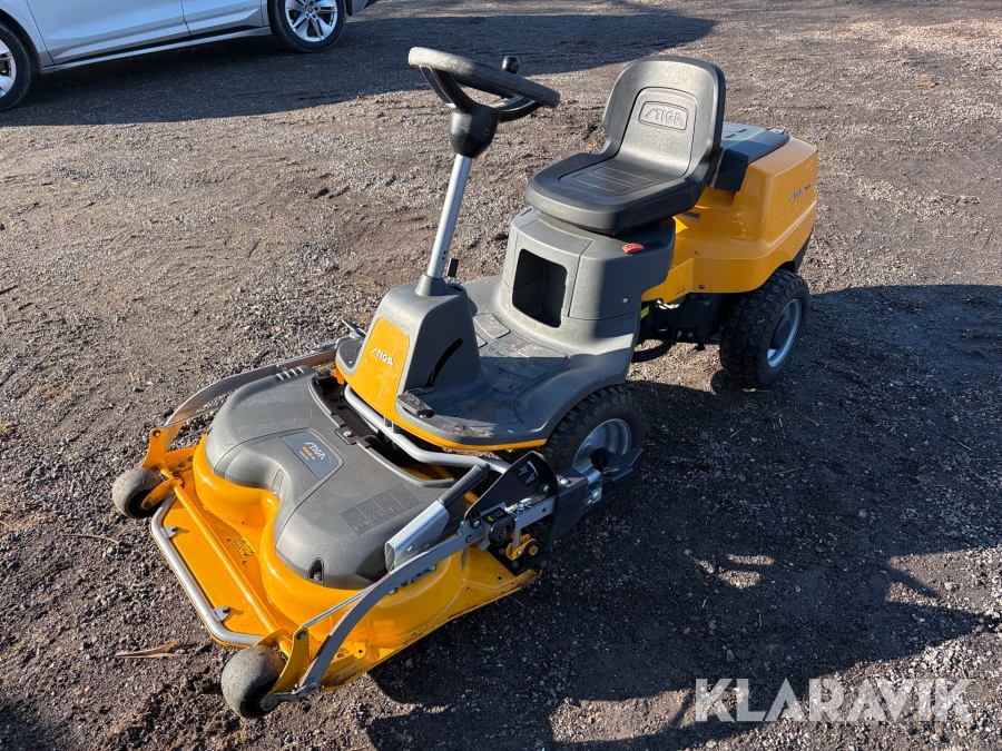Græsslåmaskine Stiga Park 120