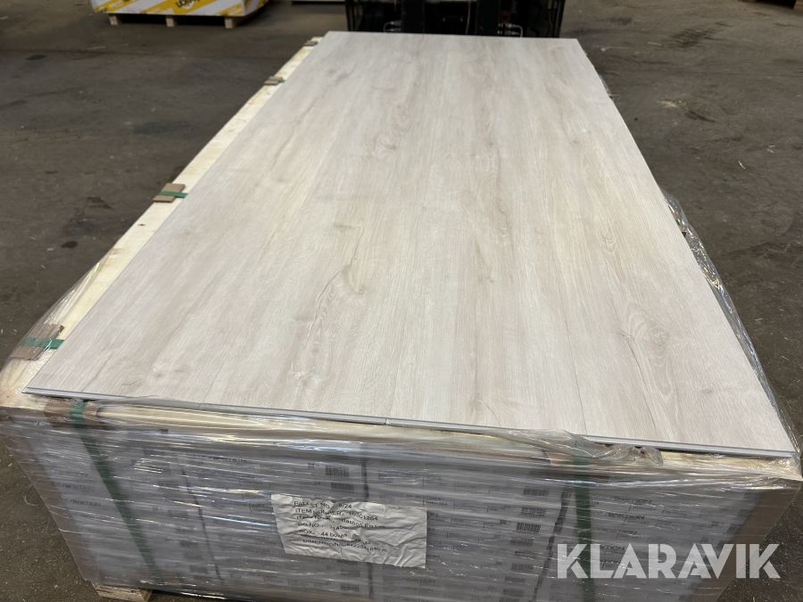 Vinylgulv 8mm. 73,92 m2 Bastion Eg lys