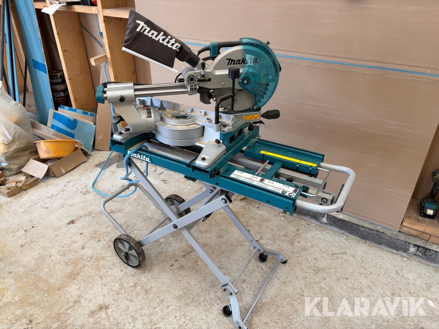 Kap-/geringssav med stativ Makita LS1110F