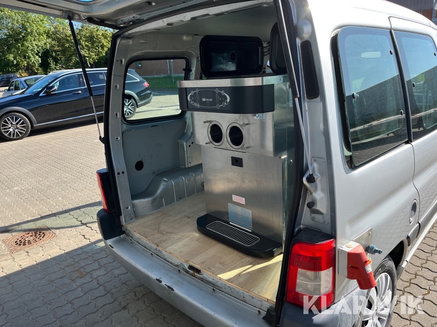 Peugeot med Indbygget softicemaskine