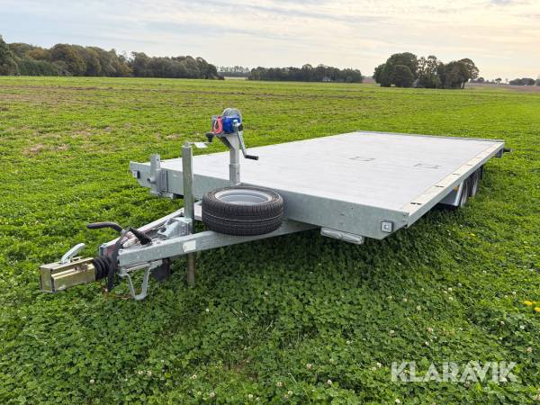 Maskintrailer Variant KF365