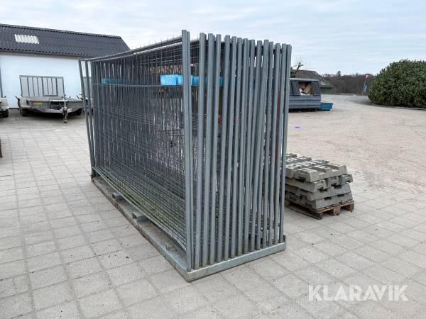 Hegn 30 styk + tilhørende fødder