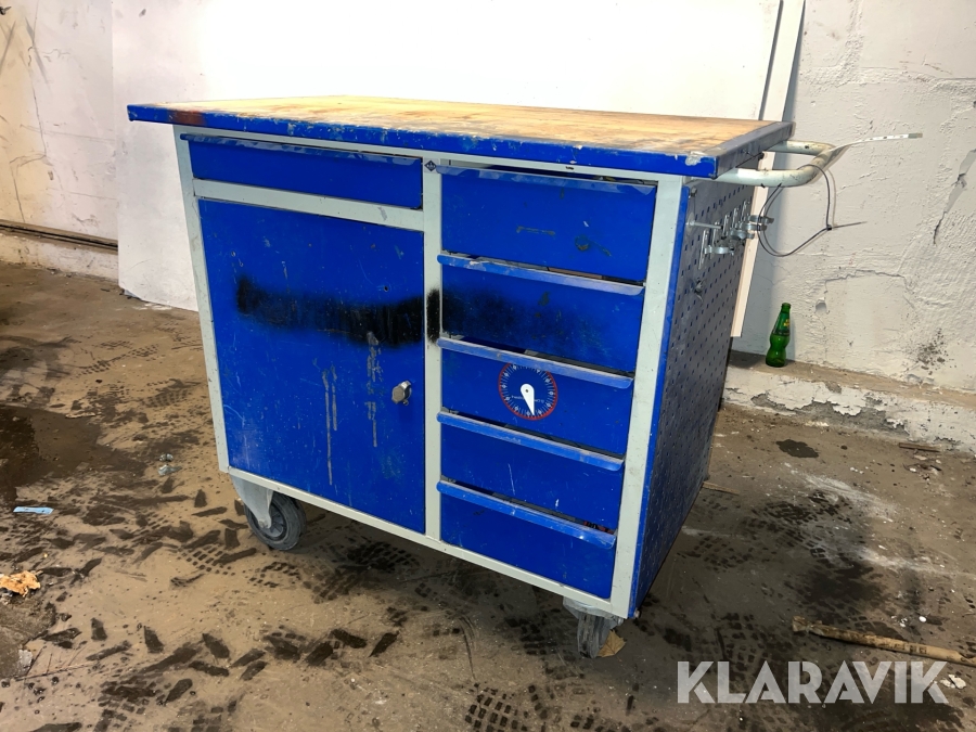 Værktøjs bord Blika med indhold