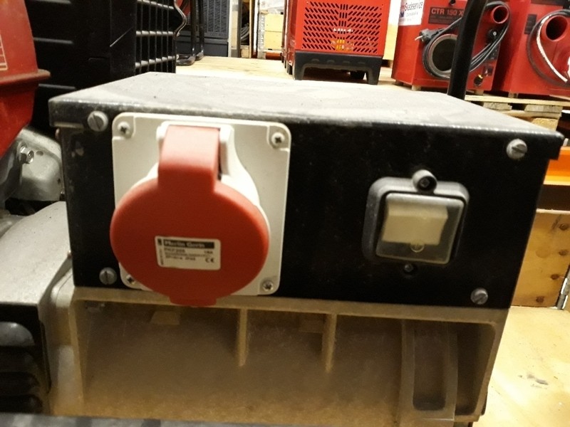 Generator