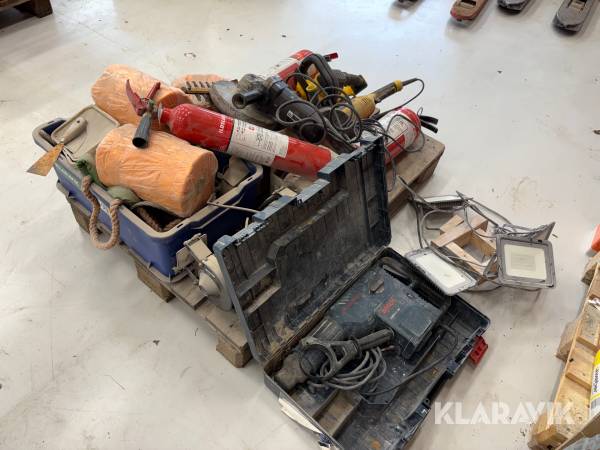 Assorteret værktøj og tilbehør - 1 palle