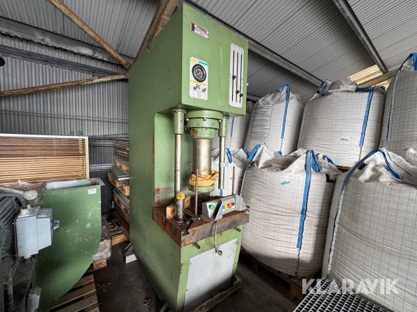 Hydraulikpresse Stenhøj 100 TE, 200 tons tryk