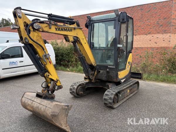 Mini Gravemaskine Yanmar Sv22 med planerskovl