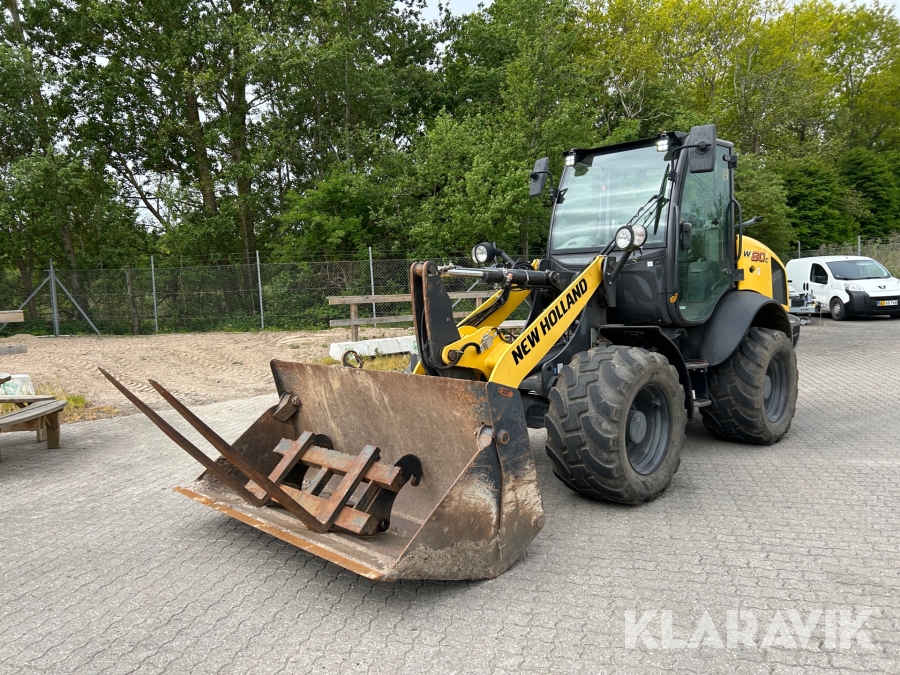 Gummiged New Holland W80C