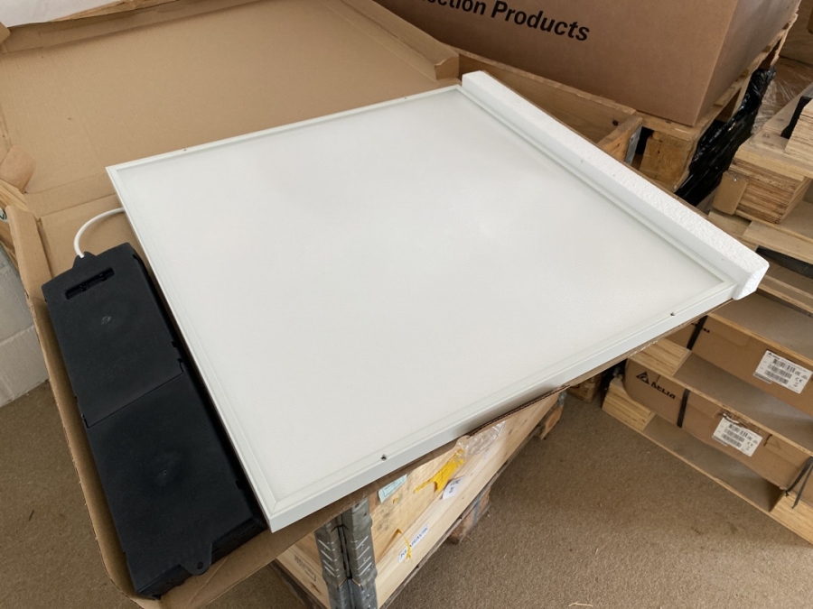 Led lampe til troldtekt