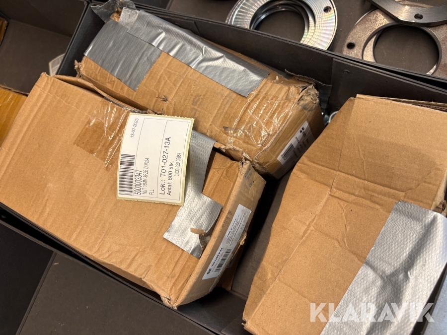 Skruer, bolte og fittings - stort lot