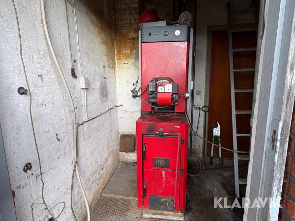 Kombifyr Roca Lidia og P30 til fastbrændsel og olie