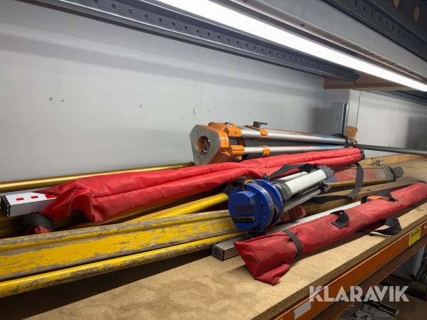 Diverse målepinde og treben - 8 dele i alt