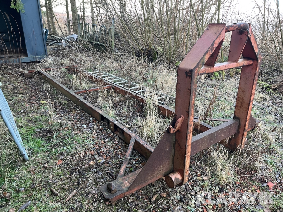 Ramme til containere Krog og wirehejs / 20