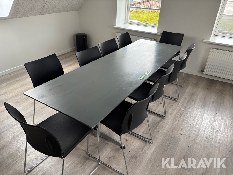 Bord 1 styk + stole 10 styk 