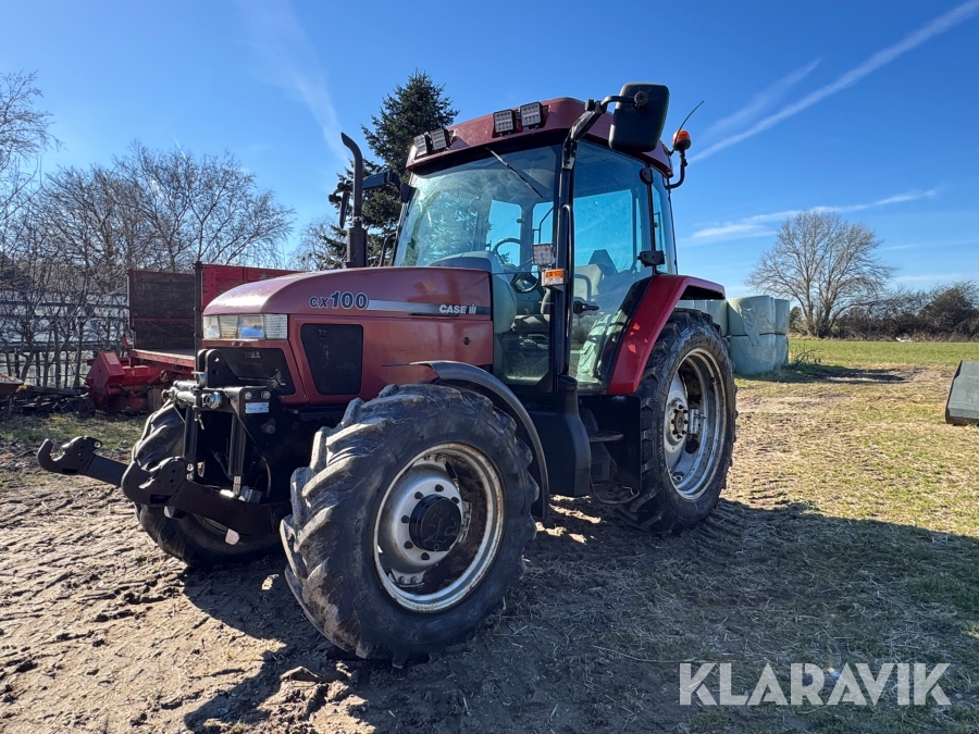 Traktor Case CX100