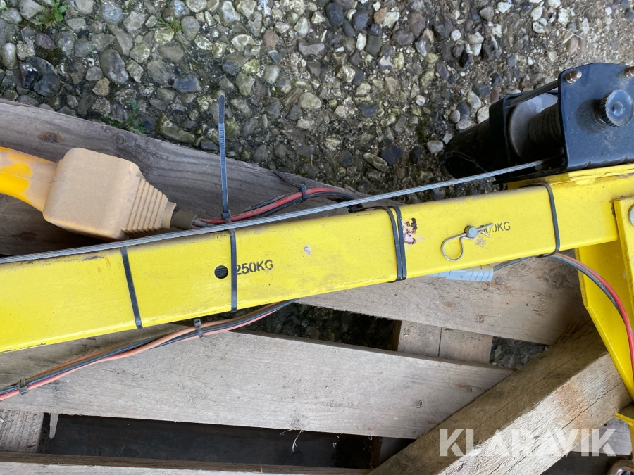 Lille kran med el hejs Scan Lifting 800kg