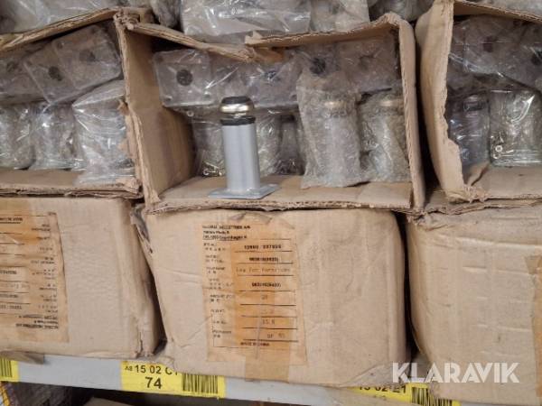 Møbelben ca 300 styk