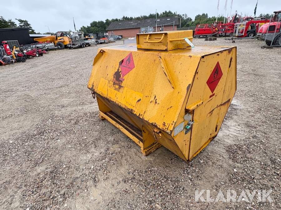 Dieseltank med pumpe Färmartanken 1500 liters