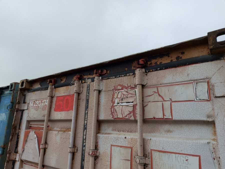 Container