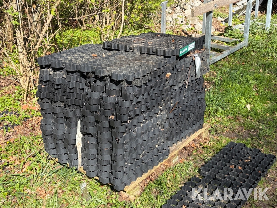 Græsarmeringsmåtter - cirka 18-20 kvadratmeter