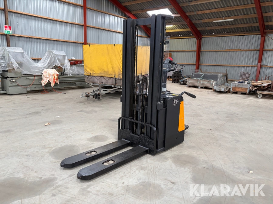 Elstabler Dan truck CDE16-ES