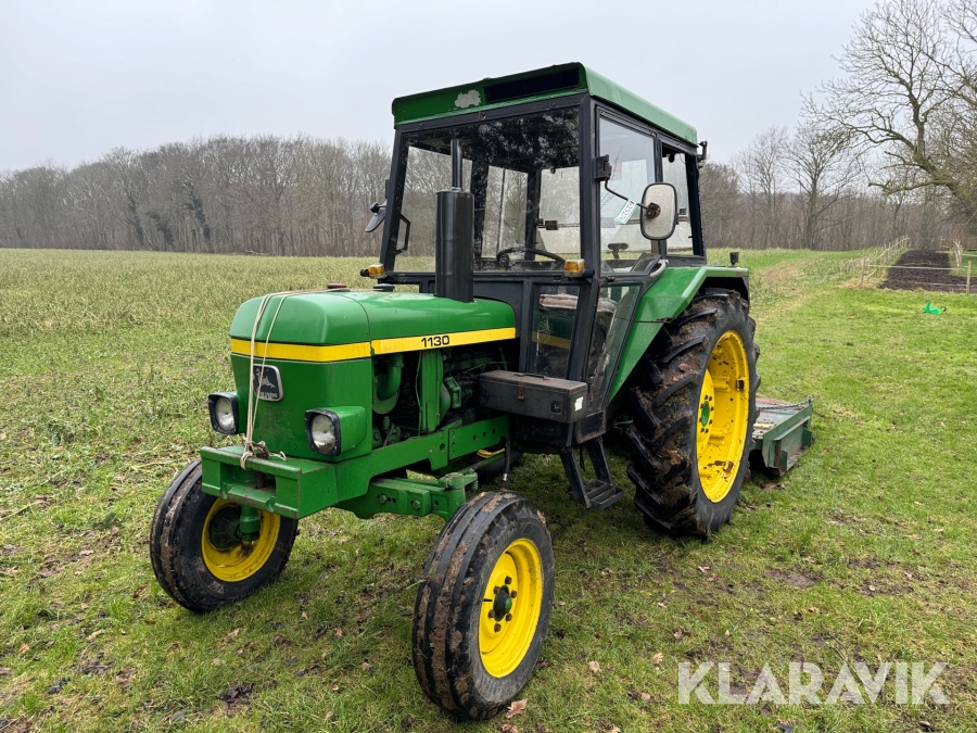 Traktor John Deere 1130