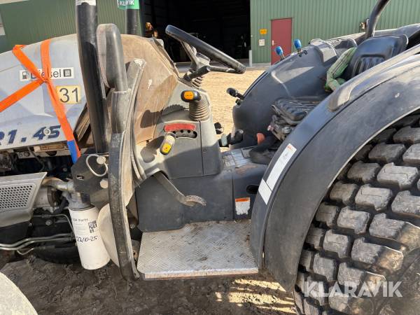 Traktor Lamborghini R1.45, Assens, Klaravik auktioner
