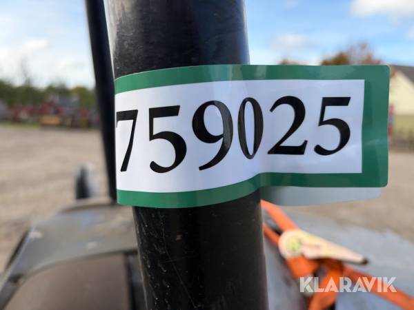 Traktor Lamborghini R1.45, Assens, Klaravik auktioner