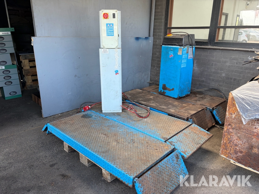 Sakselifte Ravaglioli 3000 Kg 2 styk.