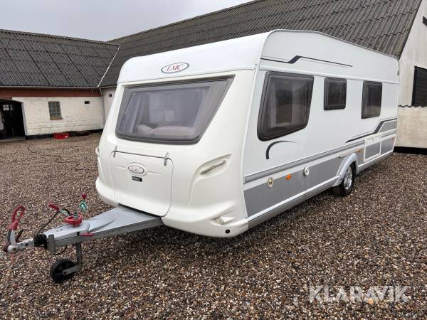 Campingvogn LMC Ambassador med fortelt