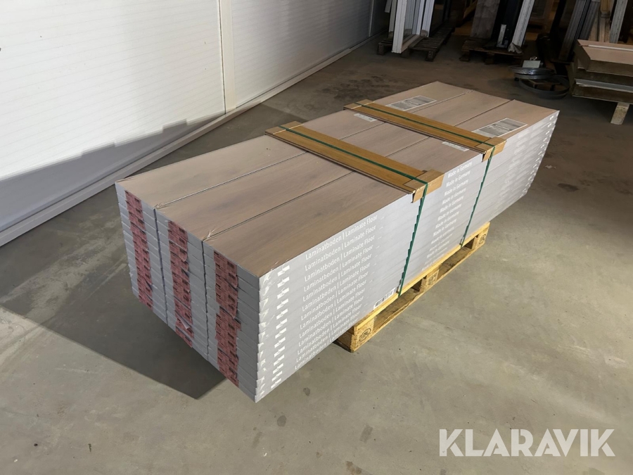 Laminat gulv HARO Tritty 100 / Oak emelia honey 104m2