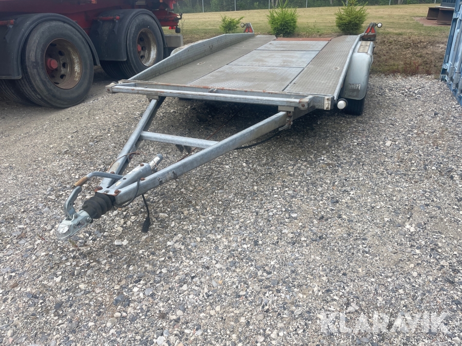 Autotrailer Variant 2001