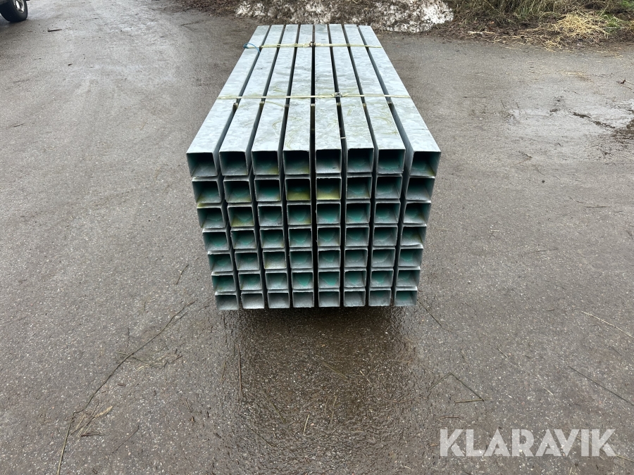 Galvaniserede stolper 56 styk. 2,0m. lange