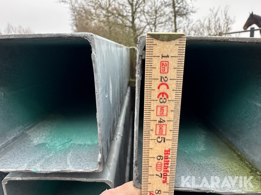 Galvaniserede stolper 56 styk. 2,0m. lange