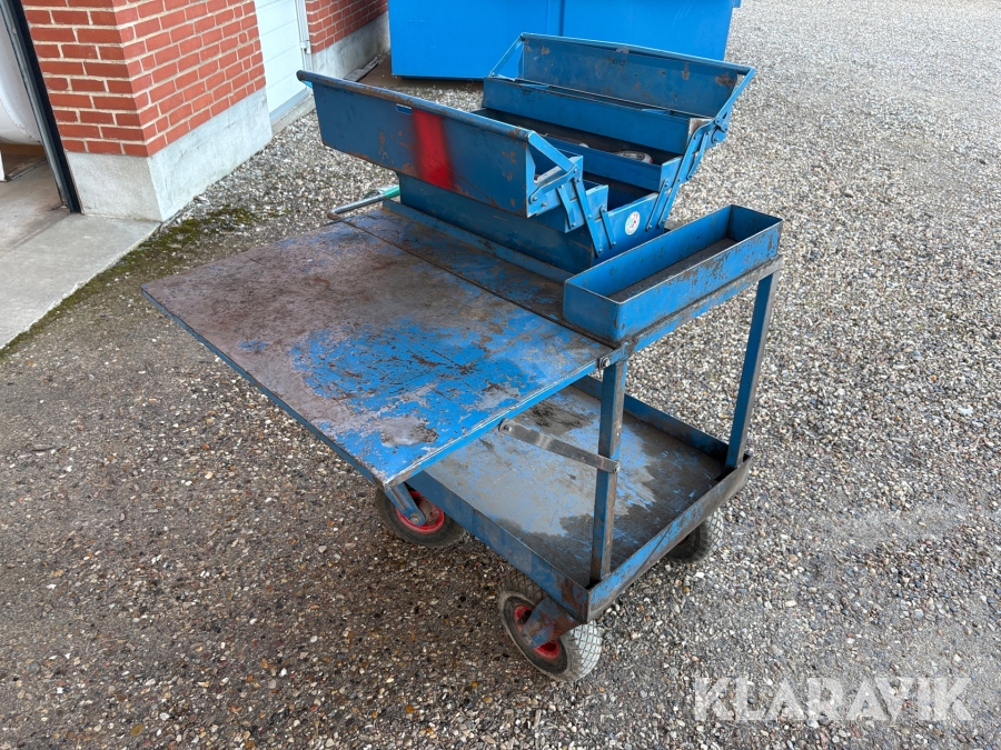 Værkstedsbord på hjul