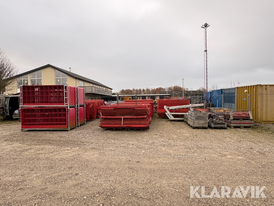 Combisafe stort parti 55 paller/bure