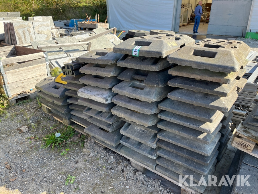 Hegnsfødder 55 stk hegnsfødder 19 stk andet