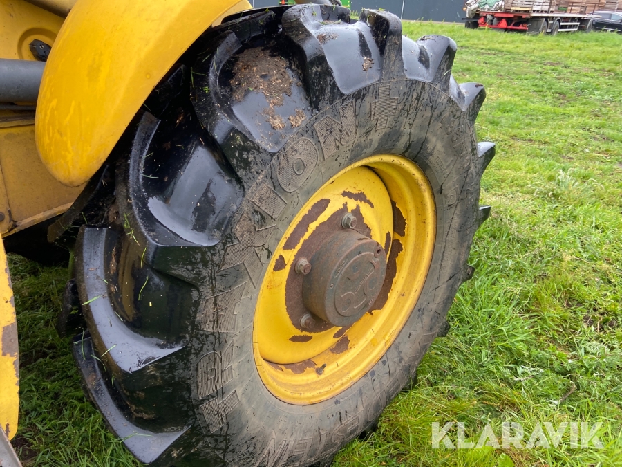 Rendegraver New Holland LB115.B