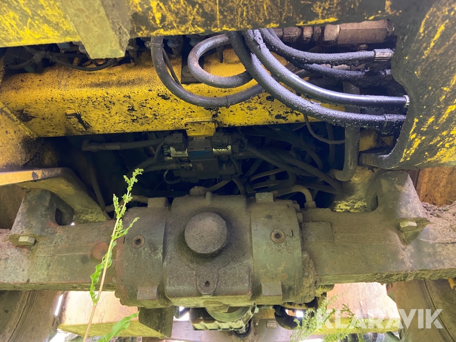 Rendegraver New Holland LB115.B