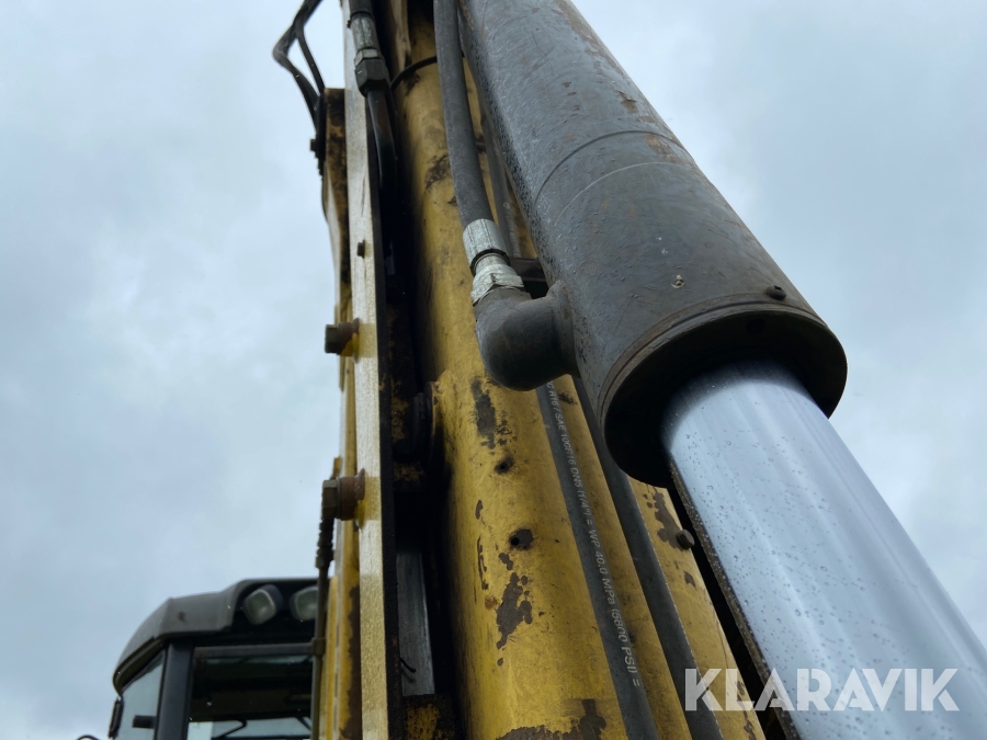 Rendegraver New Holland LB115.B