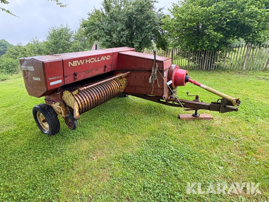 RARE ! NEW HOLLAND SPERRY RAND - 1:16 ? PRESSE BOTTELEUSE RARE ! NEW HOLLAND SPERRY RAND - 1:16 ? PRESSE BOTTELEUSE