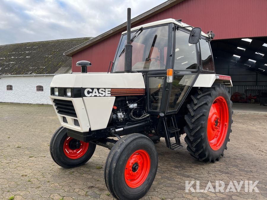 Traktor Case 1394
