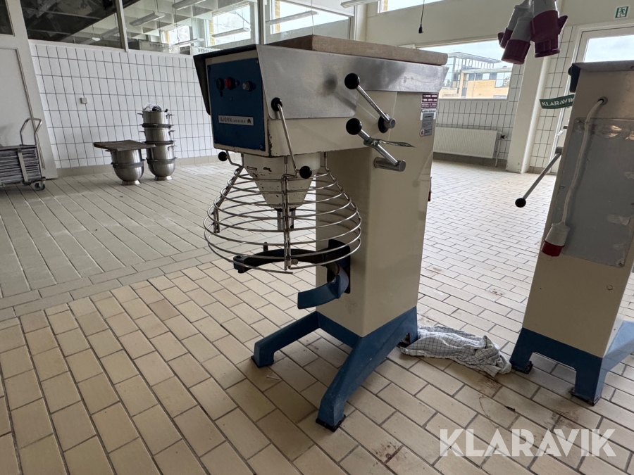 Industri røremaskine Bjørn Varmixer R30 med tilbehør - 1 styk
