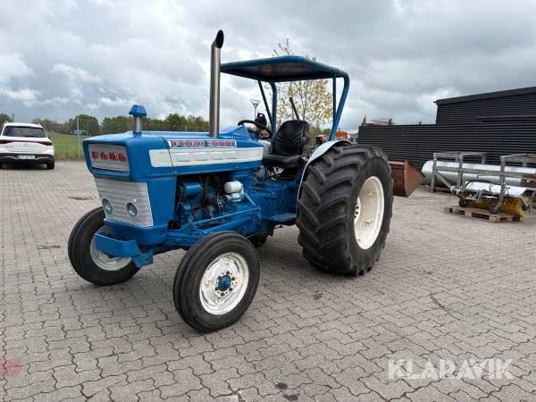 Veterantraktor Ford 3000