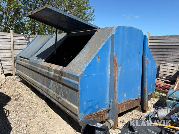 Container