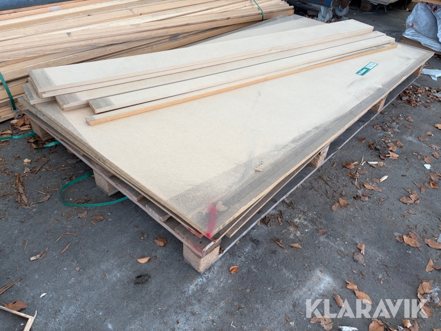 MDF-plader blandet lot 15 Styk