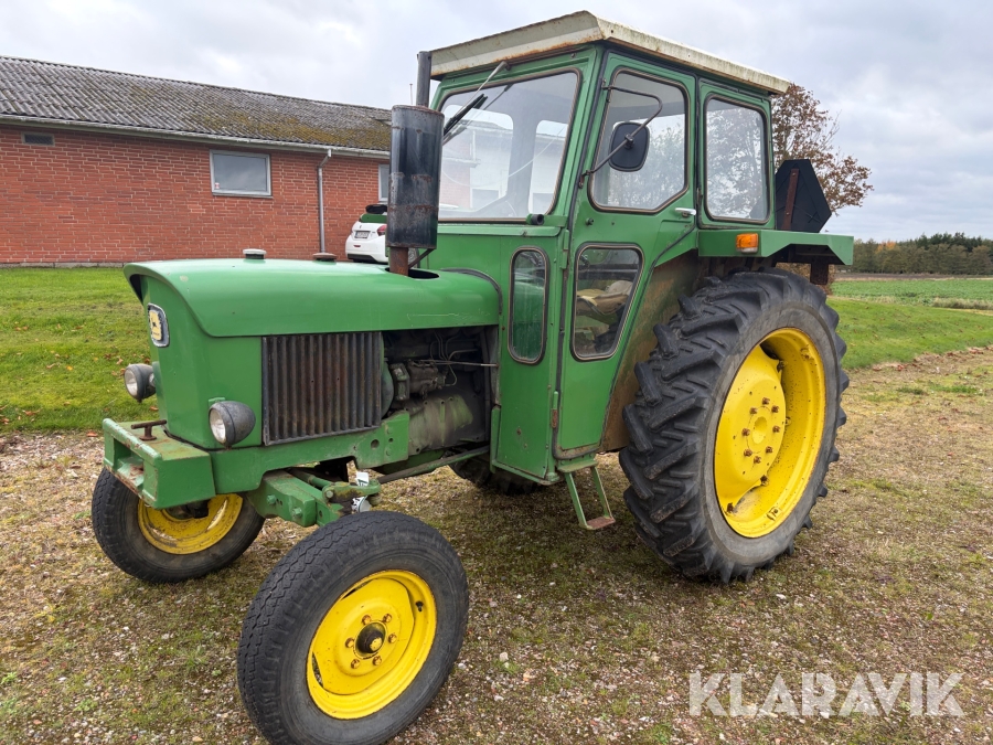 Traktor John Deere 1120